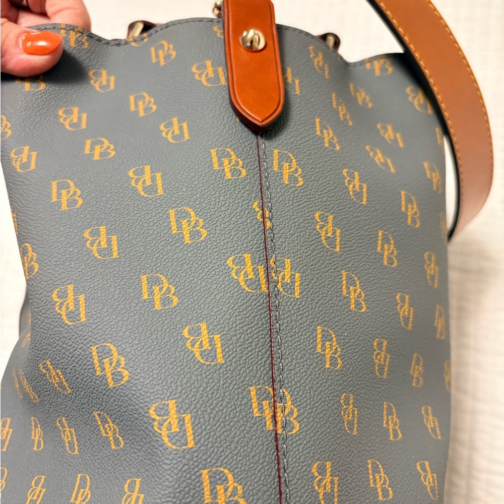 Dooney & Bourke Gray and Brown Shoulder Bag - Picture 7 of 8